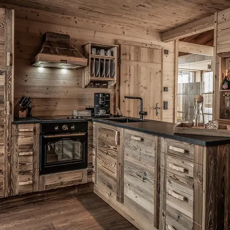 Benglerwald Berg Chaletdorf Apartment Bach (Tyrol)