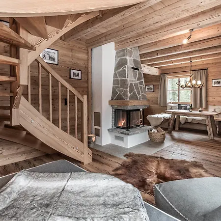 Benglerwald Berg Chaletdorf Бах