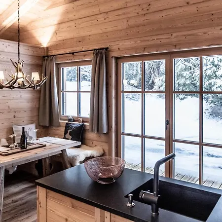 Benglerwald Berg Chaletdorf *